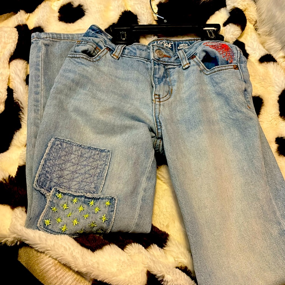 Very cute cat and Jack stitched jeans